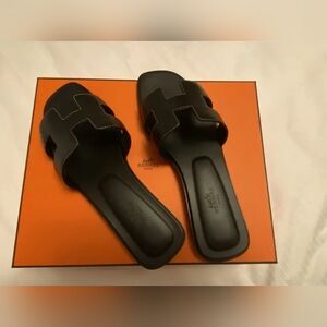 Hermès Oran sandal size 37